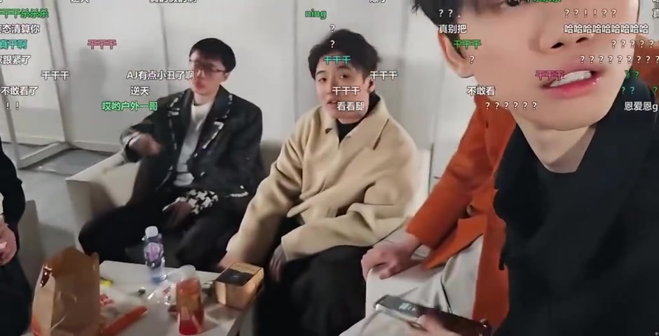 电子png游戏斗鱼一哥有事是真上！AJ多次贴脸开团Doinb遭反杀：敢不敢发地址？